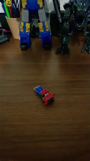 Mini Lego transformers wave 1: Optimus prime.
