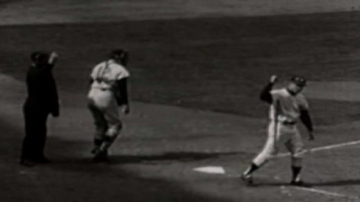 Frustrated Mantle flips his bat | 01/06/2016