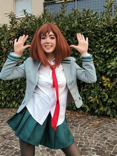 Why do I look so confused at the start??😭 #uraraka #urarakacosplay #myheroacademia #cosplay #trend