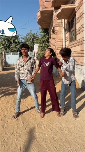 Sabko gift, mila 🥰❤️ #comedy #funny #entertainment #viralshort #trending #youtubeshorts #new