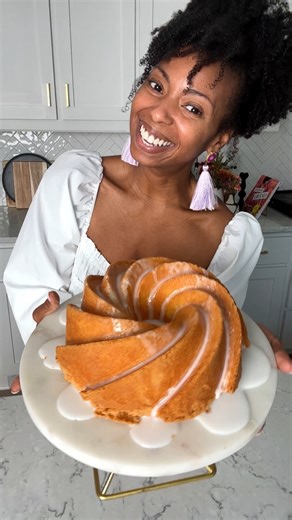 This 7 UP Cake is soft, buttery, and rooted in family tradition, a recipe learned from Mom.🍰✨Type 7 UP and I'll drop the link in your messages. | Grandbaby Cakes by Jocelyn Delk Adams