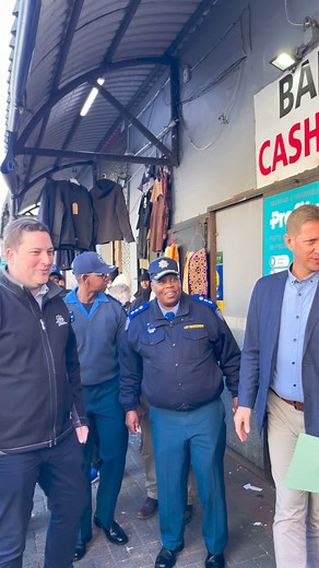 Great news! 😄 More law enforcement officers have been deployed to our Bellville, Mitchells Plain and Wynberg CBDs to increase safety for our residents and businesses! 🚔👮👏Read more: https://tinyurl.com/j25nj9tb | Mayor Geordin Hill-Lewis