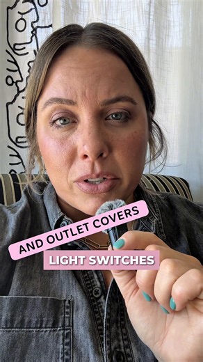 One of my favorite easy upgrades: changing out builder-grade light switches. It’s a tiny change that makes a space feel more considered 💡