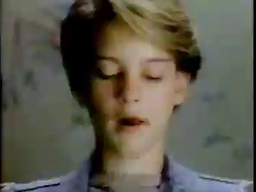 Tobey Maguire in Atari commercial 1990