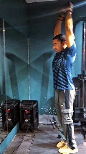Build Bigger Arms: Overhead Cable Tricep Extension Form Guide #gym #motivation #fitness