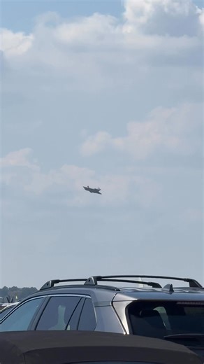 3.3K views · 43 reactions | The sound of the F-35 #f35 #f35lightningii | Love Airplanes and Stars | Facebook