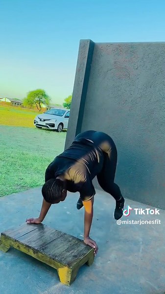 Outdoor Workout Routine for Full-Body Fitness