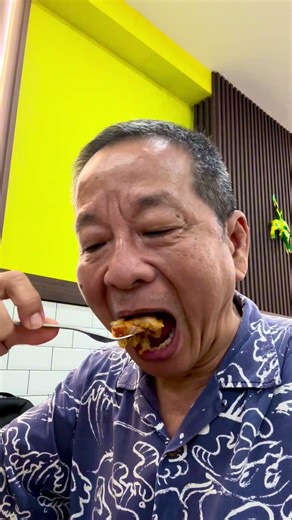 When you are at Clementi Road area, Go Try This Stall. #al ameen#murtabak#muslimfood #