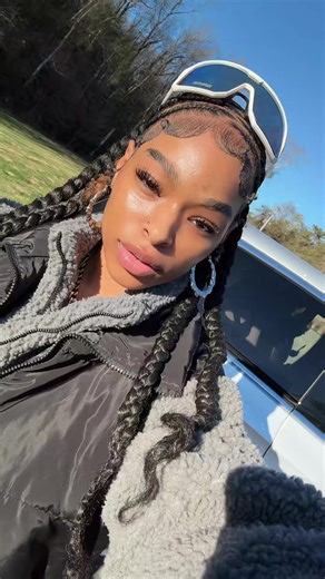 user0000000000000000000000007 (@ladyfoxsecrets)’s videos with original sound - Vibes