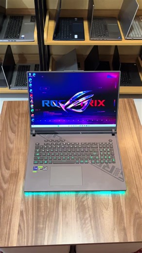 ASUS ROG STRIX G814JI: Spesifikasi dan Harga Terjangkau