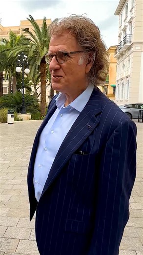 What a journey! ♥️💛 From the passion of Spain straight to beautiful Bulgaria for two nights at Arena 8888 Sofia! Let’s make it a true musical celebration! See you tonight! До тази вечер! 🇧🇬✨ | André Rieu