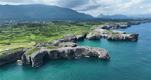 24 reactions | Asturias is the ancient heart of northern Spain, where rugged coastal cliffs meet lush greenery, rolling foothills and the high-rising limestone pinnacles of the Picos de Europa mountain range. Watch as Stuart Kenny dives deep into this unique mountain region... | Active Traveller Magazine | Facebook