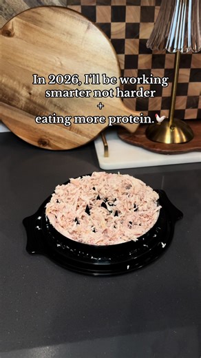 Effortlessly Shred Chicken with This Pro Shredder