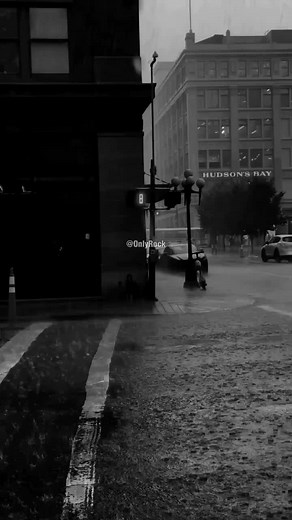 3 Doors Down Tribute: Here Without You (Legendado)