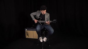 23 reactions | ⚠️ Publireportage ⚠️ Nous avons eu le plaisir d’accueillir Pierre Locoge dans nos locaux, génial guitariste touchant à tous les styles. Un pur moment de musique et d’échange, conclu par cette magnifique interprétation sur un modèle SILVERAY 533, capté dans notre studio bruxellois. | Guitar Part Magazine | Facebook