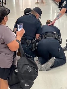 153K views · 1K reactions | Meanwhile in Del Rio, Texas! | Eagle Pass News Leader | Facebook