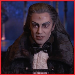 Wie würdet ihr den Grafen charakterisieren? Wir finden, Filippo bringt es ganz gut auf den Punkt. 🧛‍♂️⚰️ http://ms.spr.ly/6185ZS5cd | Tanz der Vampire - Deutschland