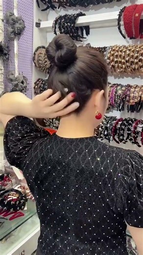 Trendy and Youthful" Hair Accessory and Hairstyle Tutorial!