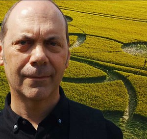 276K views · 950 reactions | "I think it's very clear that the authorities know more than they're letting on." Are crop circles made by humans, aliens or another super natural force? The truth is out there somewhere, so we met a crop circle theorist to find out. | VICE | Facebook