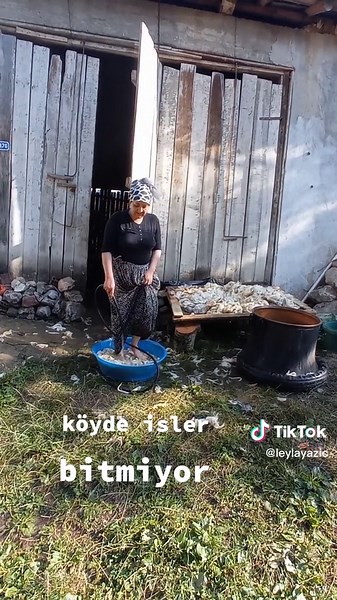 Hand Washing Clothes: A Step-by-Step Guide