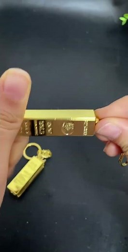 Matches vs Double Flame Lighter 🔥 Who Lights Faster?#coolgadgets #shorts #usashorts #usa