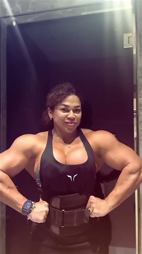 Female Bodybuilder Amy Mendez
