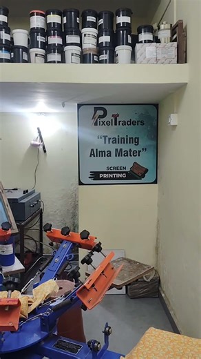 Live Printing #pixeltraders #tshirtprinting