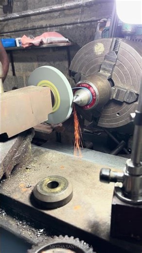 Lathe live center repairing #engineering #grinding #cnc #lathe