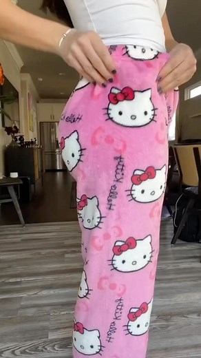 Kyoota on Instagram: "Hello Kitty fluffy pants!!Literally the softest PJs ever💕🎀🔥🔥🔥 Available now! Link in bio to shop! 💖 𝗦𝗵𝗼𝗽 @ 𝗸𝘆𝗼𝗼𝘁𝗮.𝗰𝗼𝗺 Follow: @hello_kyoota Chillhop music: @mochiloficafe 💕💖Over hundreds of Sanrio plushies & accessories to choose from! 💕💖 ✨1,000+ happy customers✨ 💠Free Worldwide Shipping💠 🎁Free Surprise Gifts in Store🎁 ⁣⁣⁣⁣♡⁣⁣⁣⁣⁣⁣ ♡⁣⁣⁣⁣⁣⁣ ♡⁣⁣⁣⁣⁣⁣ ♡⁣⁣⁣⁣⁣ ⁣ ♡⁣⁣⁣⁣⁣⁣ #sanrio#kuromi#pochacco#cinnamoroll#mymelody#hellokitty#kawaii#hellokittycore#pompomp