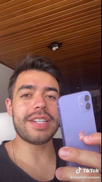 Unboxing iPhone 12 Morado: Charlie Brown Edition