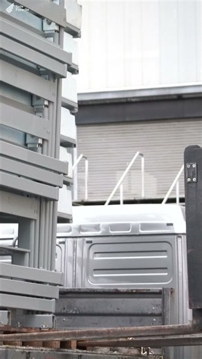 NOVO CARREGAMENTO DE MÓDULOS DA ARQUIBANCADA RETRÁTIL