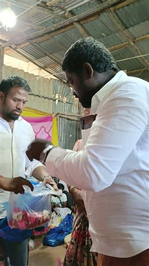 புளியரை கருப்பசாமி கோவிலில் நடைபெற்ற சிறப்பு பூஜை சிறப்பு மரியாதை