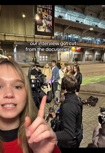 All seriousness, the last 2 episodes were beautiful and made me cry but sorta need this footage tbh 😔🎤 #taylorswift #swifttok #erastour #endofanera #tstheerastour @Disney @Taylor Nation