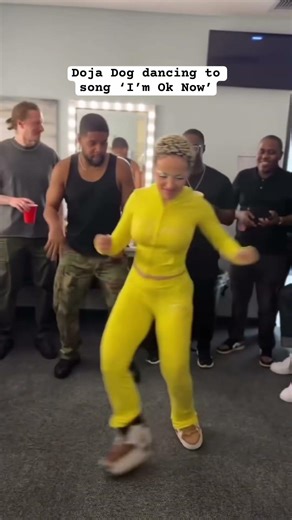 Doja Cat dancing 🔥🔥(song: Mac Tray - I’m Ok Now)