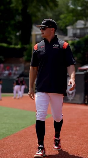 Brock Bennett on Instagram: "🐶"