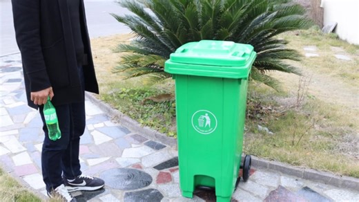 HDPE Outdoor Plastic Wheelie Bin with Foot Pedal 120L Dustbins for Recycling and Storage Public Waste Container with Lid