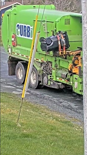 Garbage Collection: Efficient Green Truck at Work