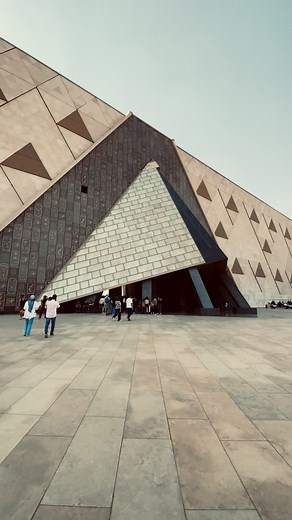 Exploring the Grand Egyptian Museum and Giza in a Time-lapse Journey