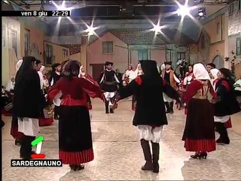 Carlo Boeddu , ballu tundu, gruppo folk Ortobene Nuoro