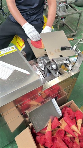 Dual Color Ice Cream Cone Machine . Make Single & Dual Color Ice Cream Cones Freely