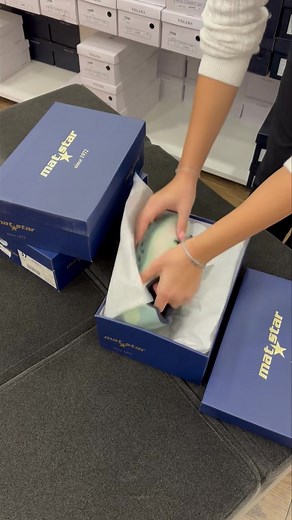 Katero barvo bi izbrala ti🧐❤️ Ultra lahki in udobni MATSTAR CLOUD športni copati💪 https://www.extrastil.si/index.php?route=product/search&search=matstar cloud KMALU PODARIMO EN PAR PO IZBIRI!! Deli, všečkaj | Extrastil.si