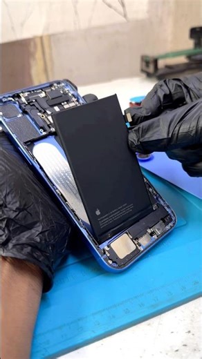 Removing an iPhone battery has now become quite easy.