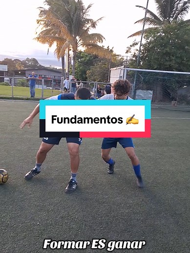 Fundamentos técnicos en el fútbol con By Chepe Martínez
