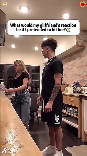 Prank Video: Pretending to Be My Girlfriend