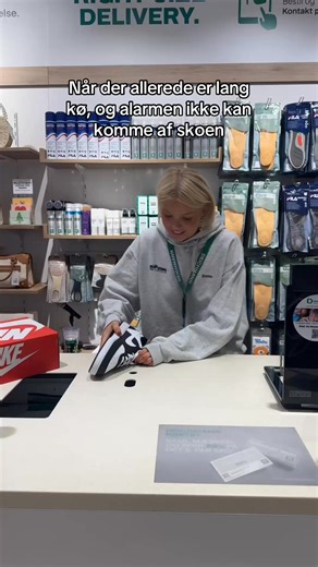 Husk at du kan finde en masse fine sko til de bedste priser lige nu i butikkerne og online 🤩 Shop her: https://deich.mn/1qgC | Deichmann