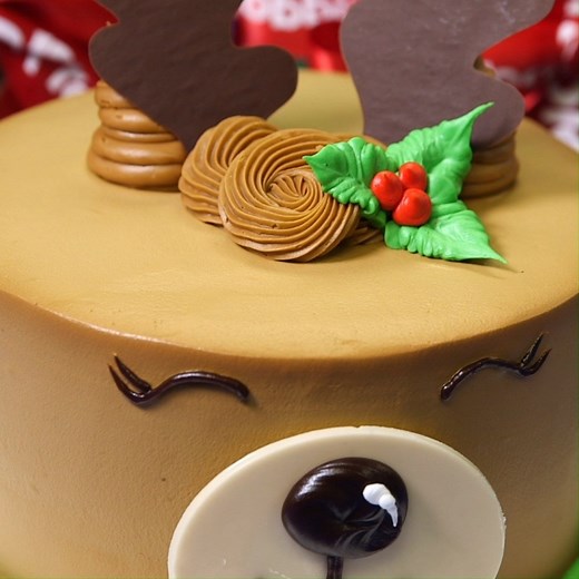 18K views · 301 reactions | No Grandmas were harmed in the making of this cake. | Baskin-Robbins | Facebook