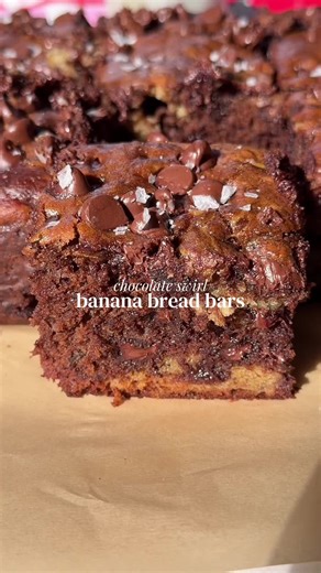 Delicious Chocolate Swirl Banana Bread Recipe