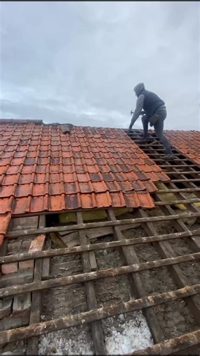  Say goodbye to expensive roof repairs in 2025! Discover the cost of durable roofs that will surprise you.  Visit our website now and learn more! | HomeBuddy.com | Facebook