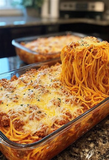 🍝🧀 Baked Church Supper Spaghetti – Cozy, Cheesy Crowd-Pleaser 💛 Hearty, saucy, and loaded with melty cheese, this baked spaghetti is the kind of comforting dish that brings everyone running to the table. Perfect for church suppers, potlucks, or big family dinners, it’s simple, filling, and full of nostalgic, home-cooked flavor. Ingredients: • 1 lb ground beef • 1 large onion, chopped • 2 cloves garlic, minced • 24 oz marinara sauce • 1 can (14.5 oz) diced tomatoes • 1 teaspoon dried oregano •