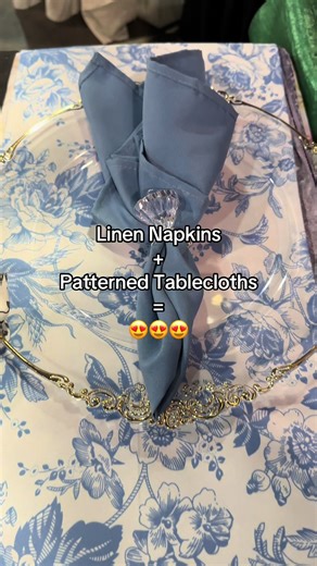 We love combining different textures to bring a reception tablescape to life!!! Wedding MBA had so many great options on display… here are just a couple of our faves 😍 #weddingplanning #weddingdecor #weddingtabledecor #wedding #lasvegas